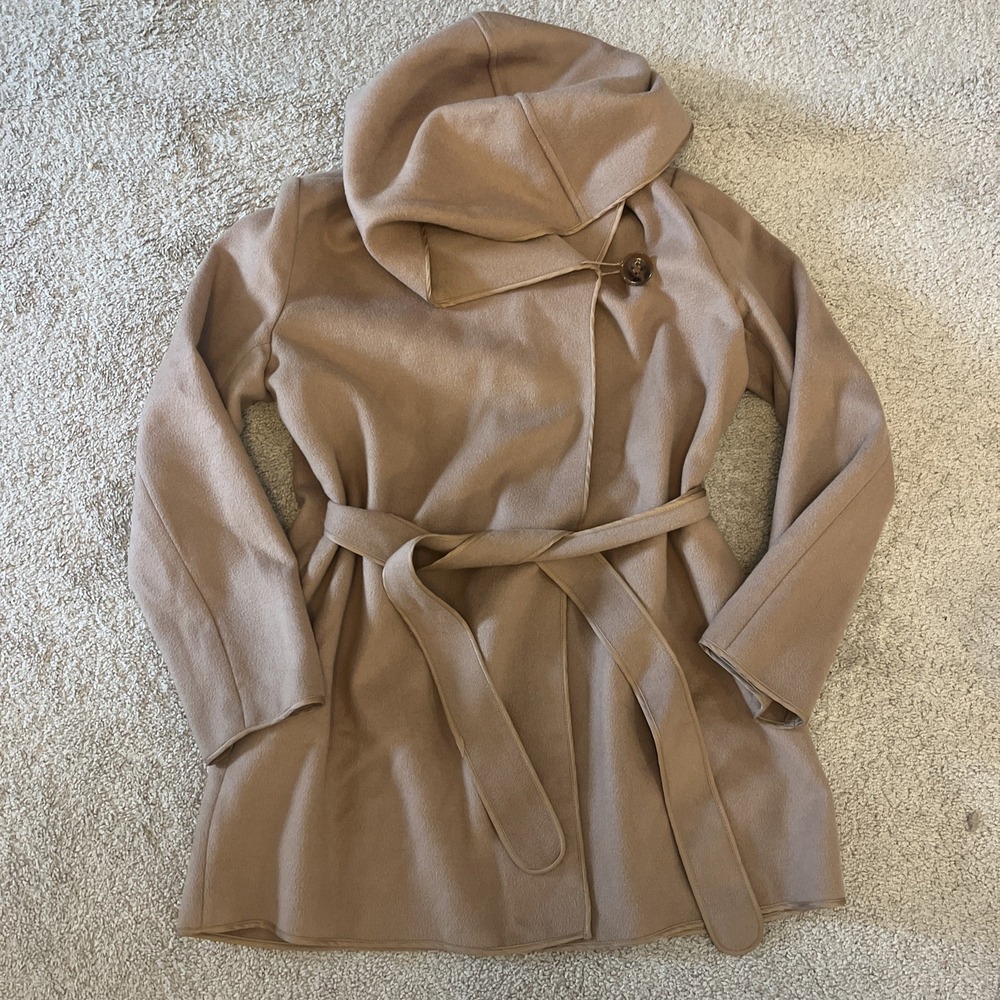 Barneys New York Camel wrap Tie Waist Wool Coat‎ Size large